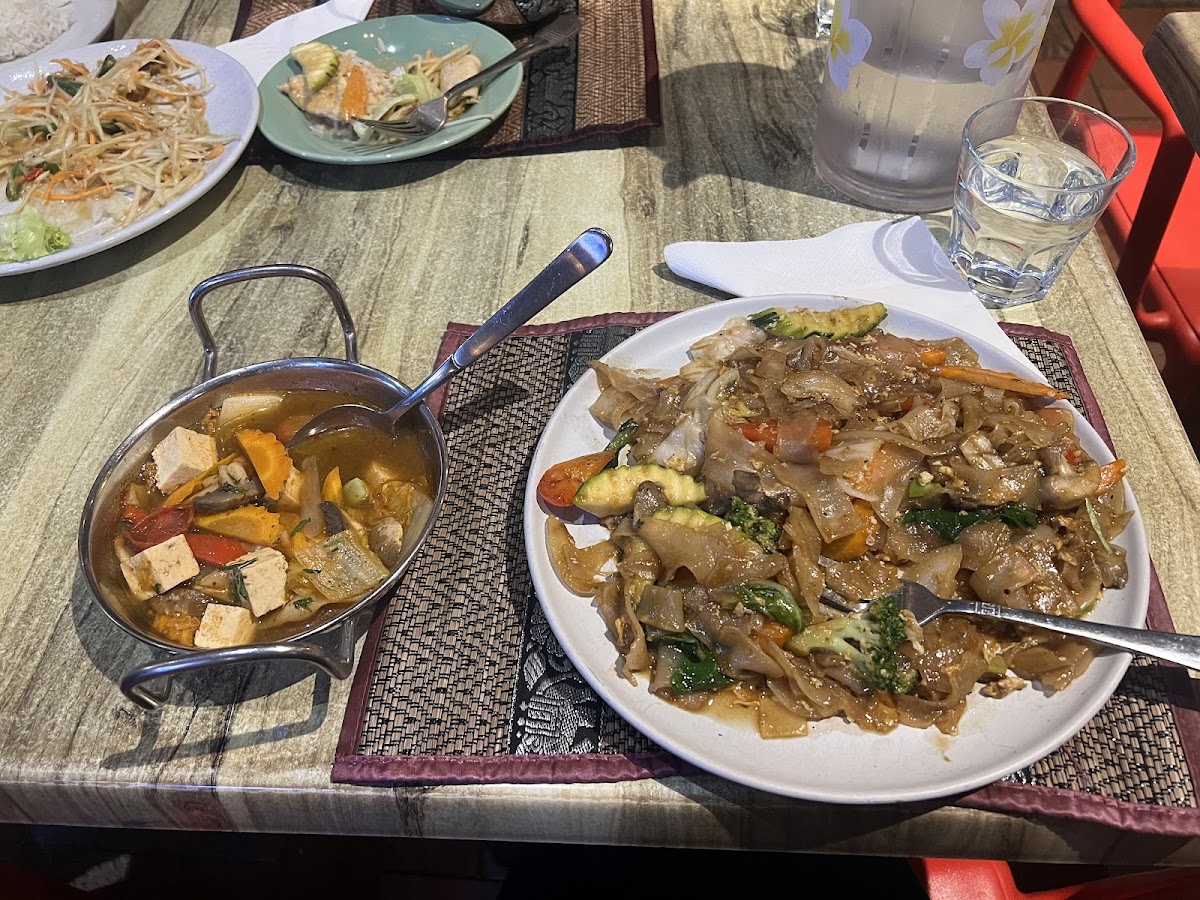 Serene Thai Restaurant-10