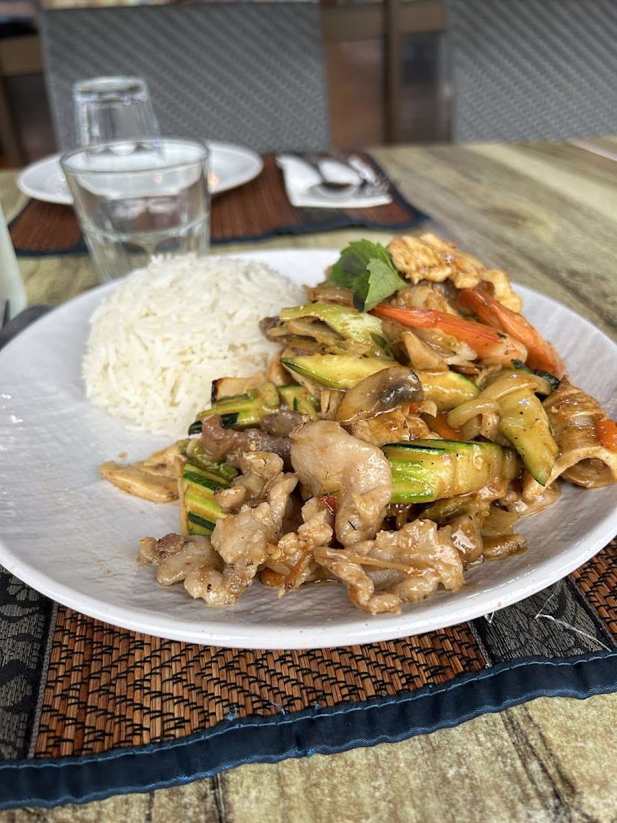 Serene Thai Restaurant-6